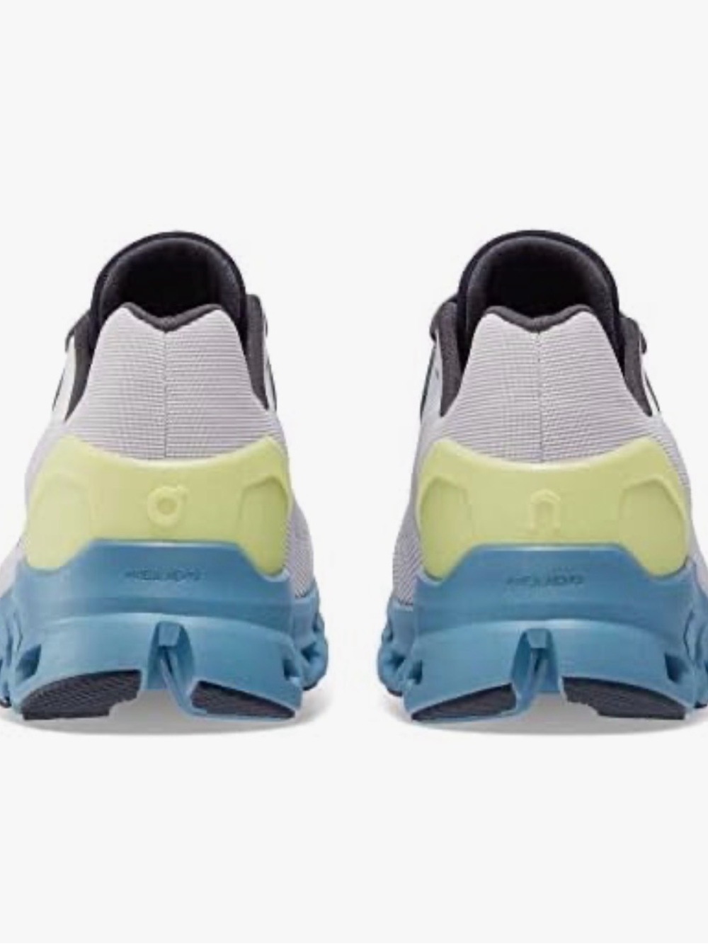 On cloudstratus sneakers size 10 - Picture 8 of 8
